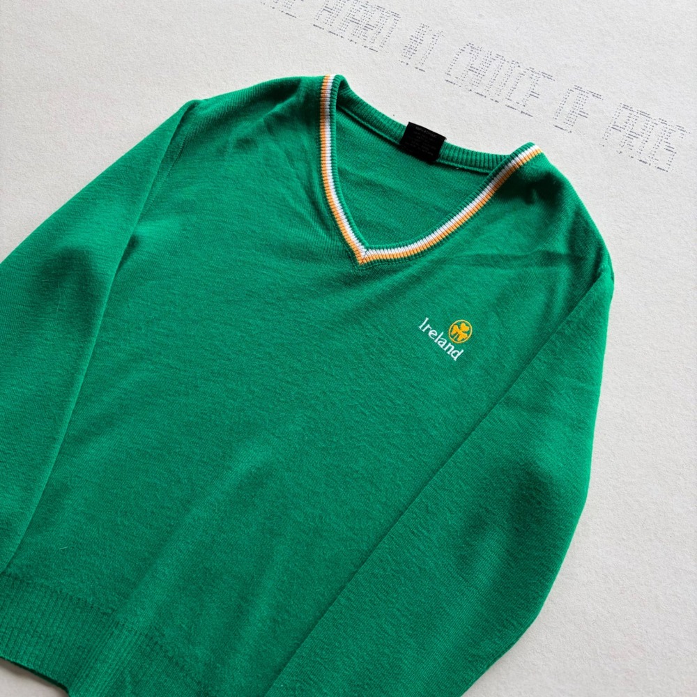 Vintage 70s Glenckee Leisurewear Ireland V-Neck Sweater
